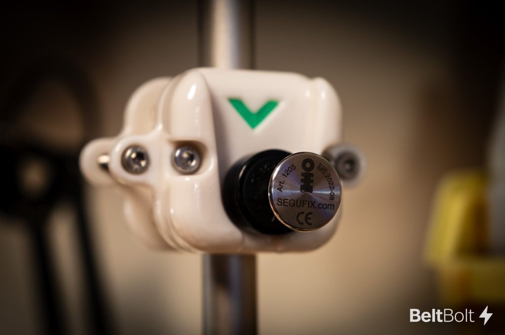 Segufix®hands-free unlocking station